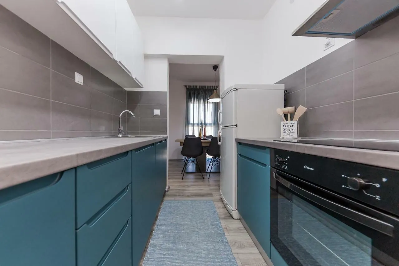 Apartment Tragurion Trogir 0*,